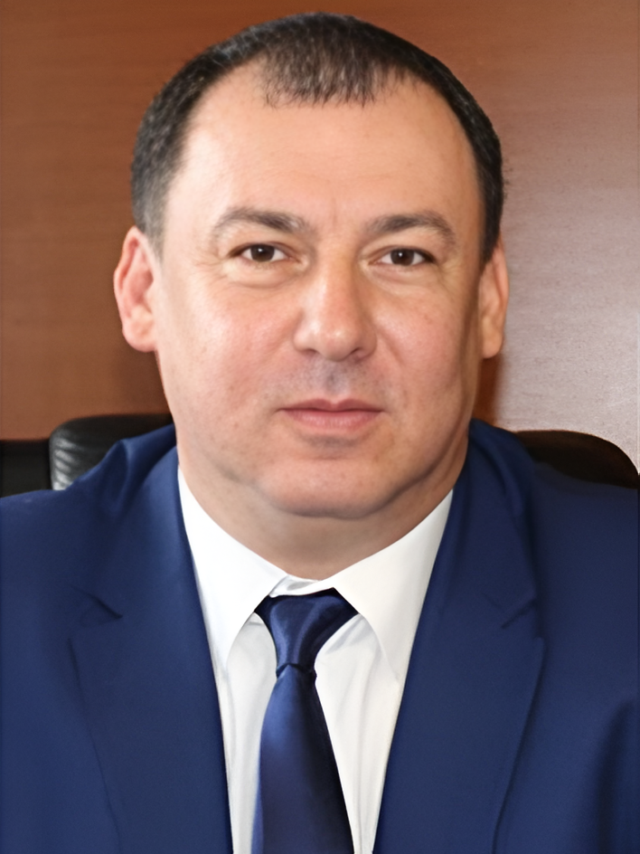 Намлиев Юрий Владимирович.
